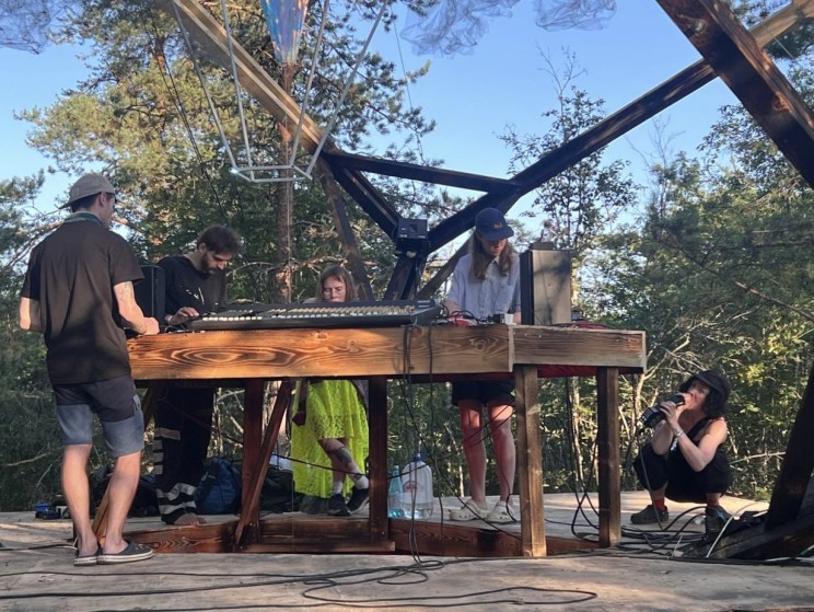 Одичавшие туристы